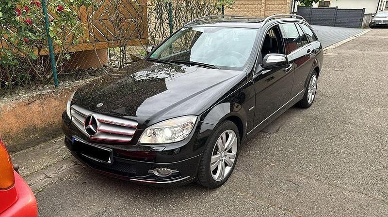 Schwarz Gebraucht 2008 Mercedes C320 Avantgarde Limousine | 5.099 € (Guter Preis) - Bild 1/4