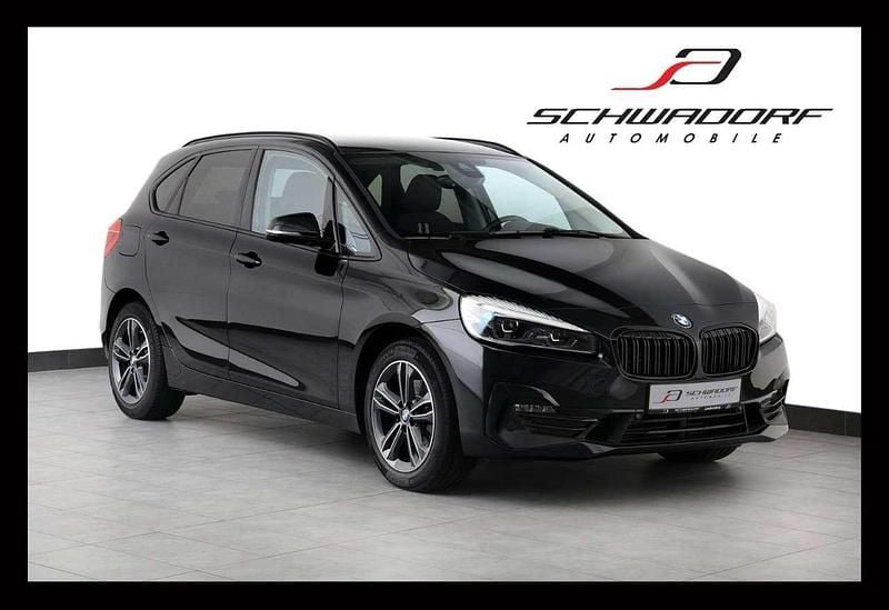 Schwarz Gebraucht 2020 BMW 218 Sport Line Van / Kleinbus | 22.950 € (Etwas zu teuer) - Bild 1/4