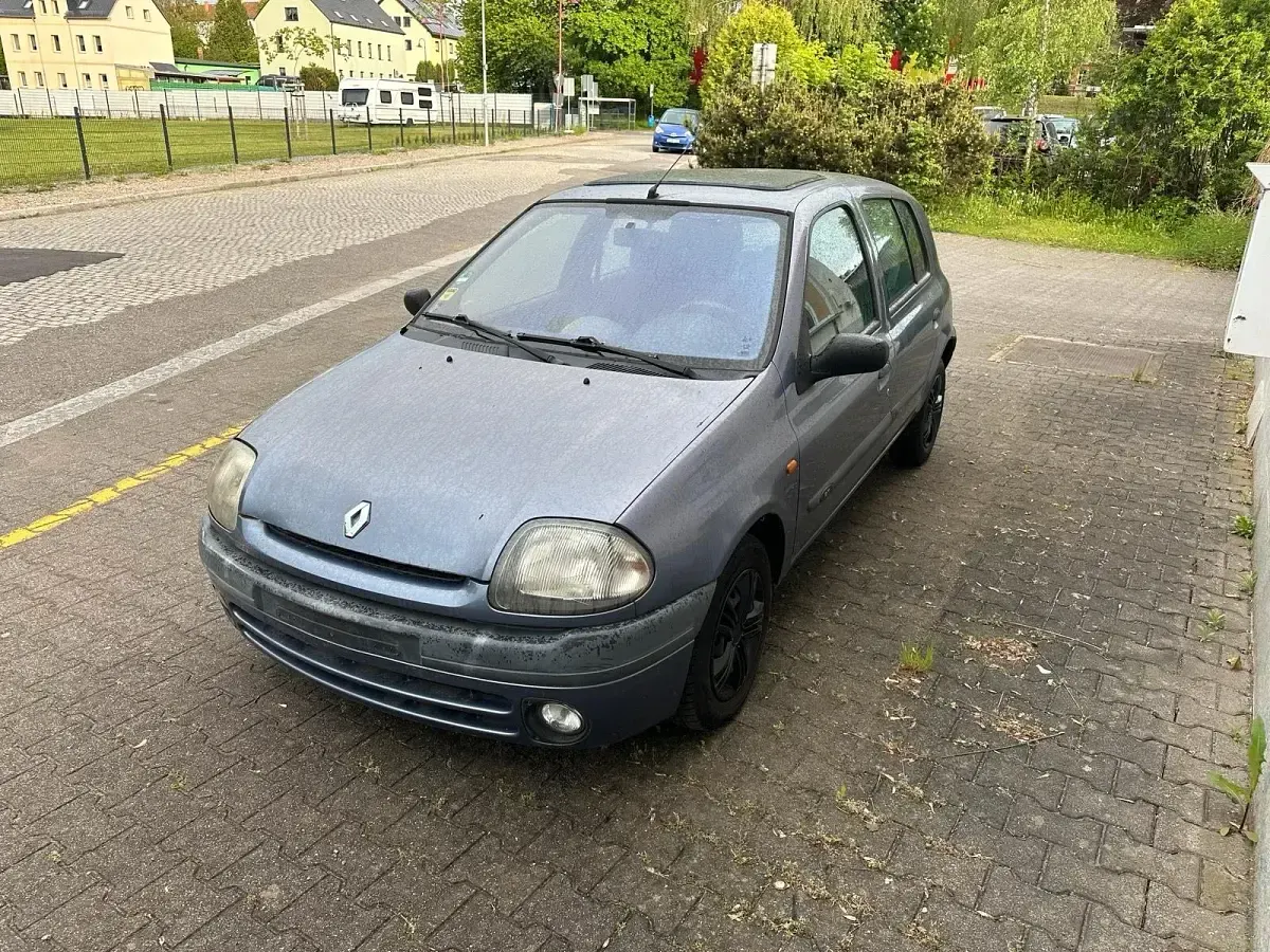 Gebraucht Renault Clio II 75 PS (55 kW) 1999 Grün Kleinwagen