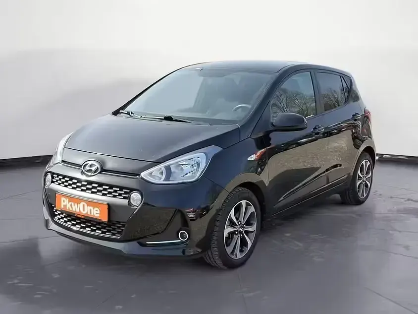 Gebraucht Hyundai i10 Passion 67 PS (49 kW) 2019 Kleinwagen