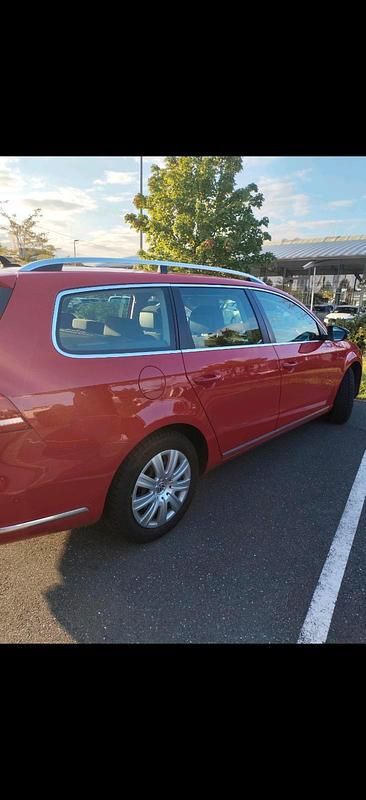 Gebraucht VW Passat 140 PS (102 kW) 2014 Rot Kombi