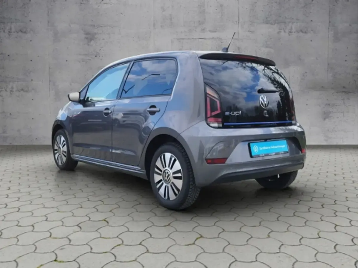 Używany VW e-up! Edition 61 kW (83 KM) 2024 Szary Hatchback