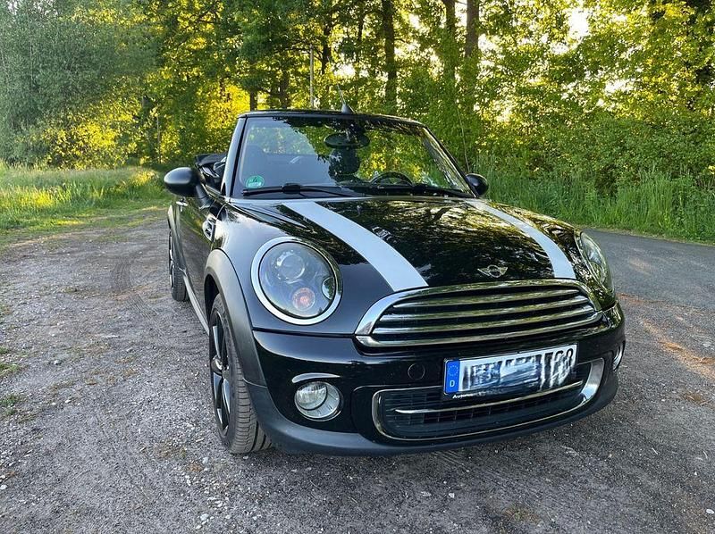 Second-hand Mini Cooper Cabriolet Chili 122 CP (89 kW) 2011 Negru Cabrio