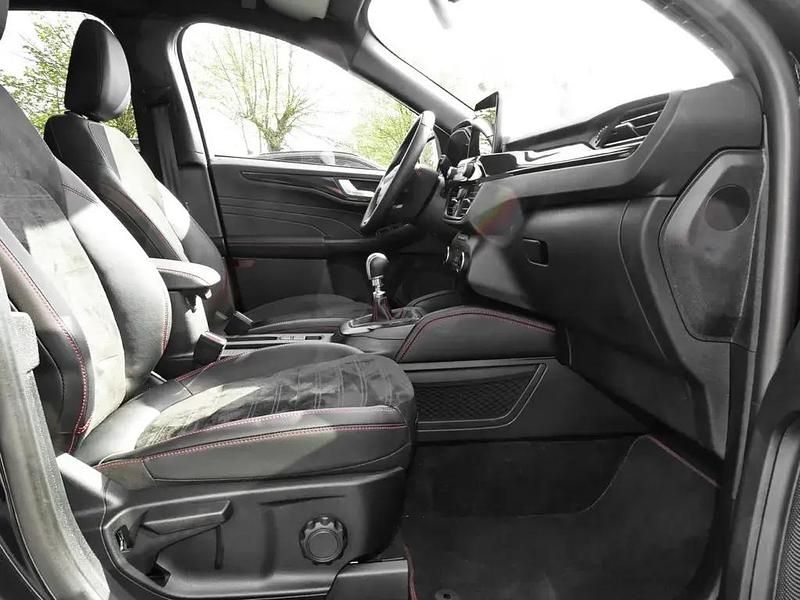 Gebraucht Ford Kuga ST-Line X 150 PS (110 kW) 2024 Agate black (metallic) SUV