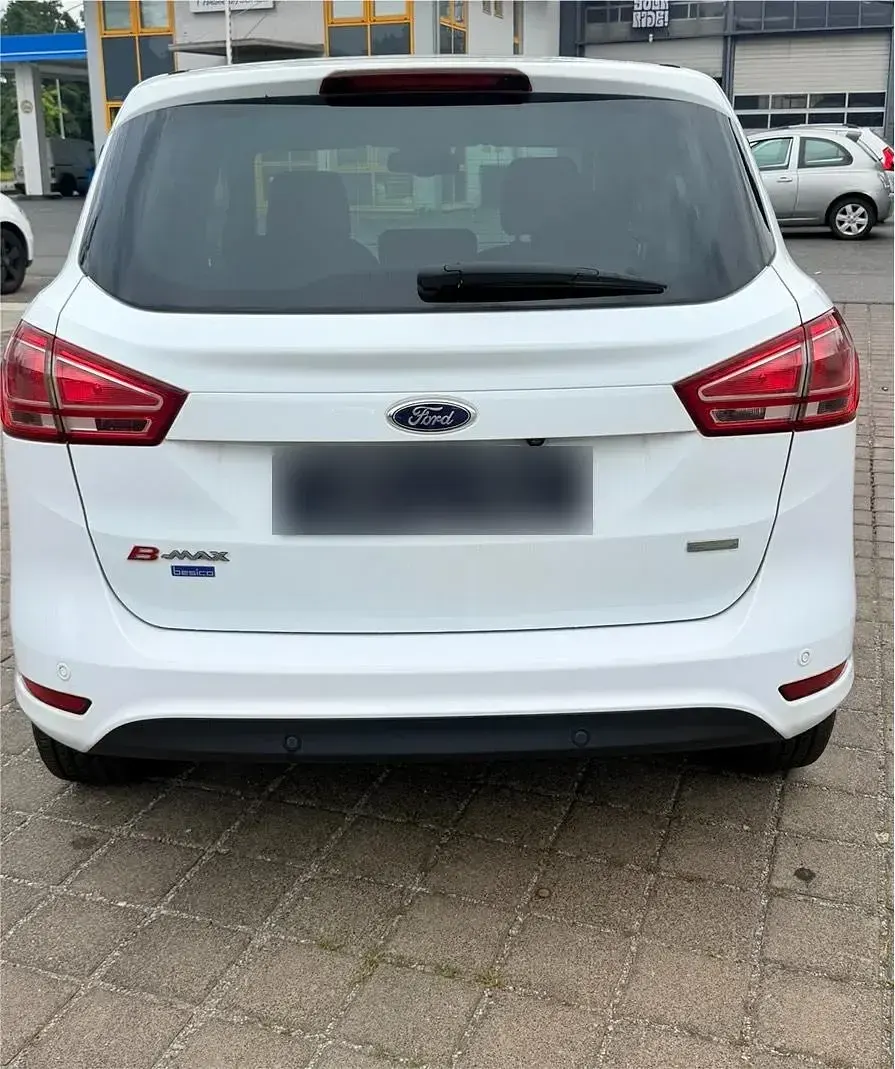 Gebraucht Ford B-MAX Titanium 101 PS (74 kW) 2015 Weiß Van / Kleinbus