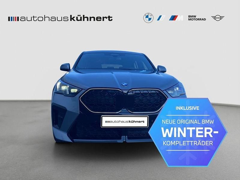 Grau Neu 2025 BMW X2 M Sport SUV | 57.080 € (Teuer) - Bild 1/4