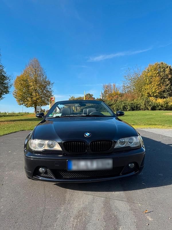 Gebraucht BMW 320 Cabriolet 170 PS (125 kW) 2005 Schwarz Cabrio