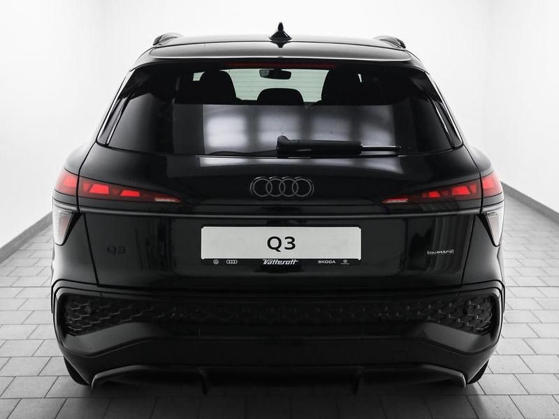Gebraucht Audi Q3 Ambiente 265 PS (194 kW) 2025 Schwarz SUV