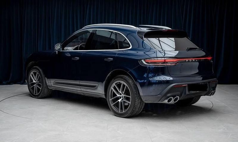 Gebraucht Porsche Macan Basis 265 PS (194 kW) 2022 Nachtblau SUV
