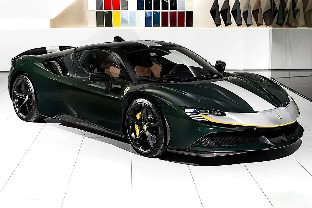 Gebraucht Ferrari SF90 2024 Grün