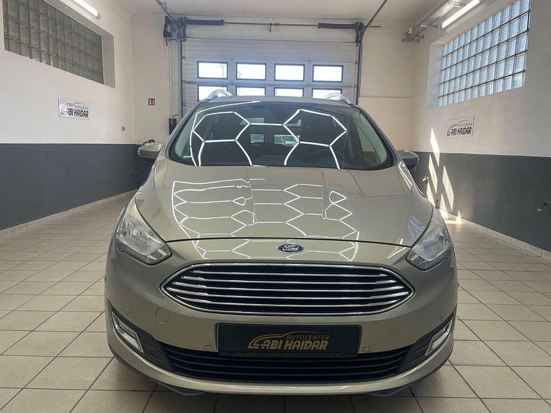 Gebraucht Ford Grand C-Max Titanium 125 PS (91 kW) 2017 Silber Van / Kleinbus