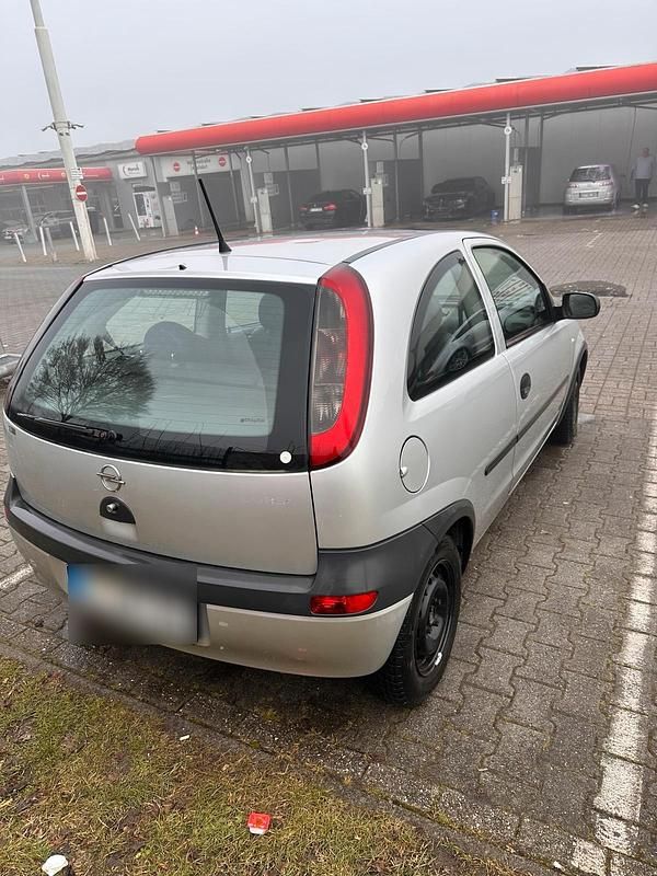 Gebraucht Opel Corsa 58 PS (42 kW) 2002 Silber Kleinwagen