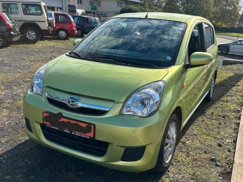 Grün Gebraucht 2007 Daihatsu Cuore Kleinwagen | 2.340 € (Fairer Preis) - Bild 1/4