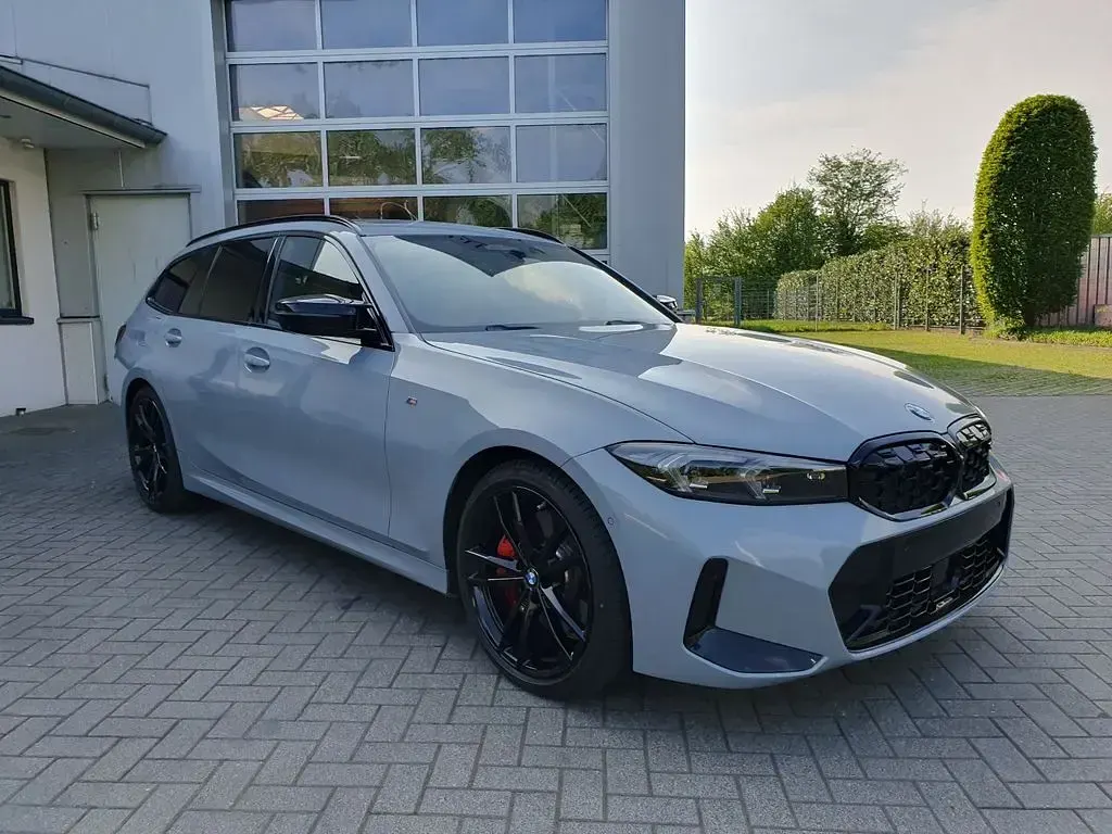 Gebraucht BMW M340 Performance 340 PS (250 kW) 2024 Grau Limousine