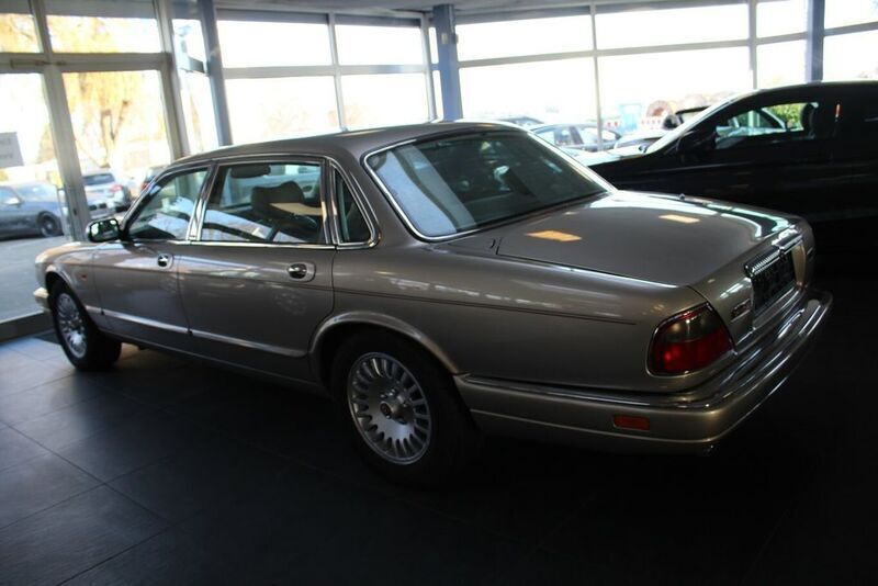 Gebraucht Jaguar XJ 241 PS (177 kW) 1996 Grau Limousine