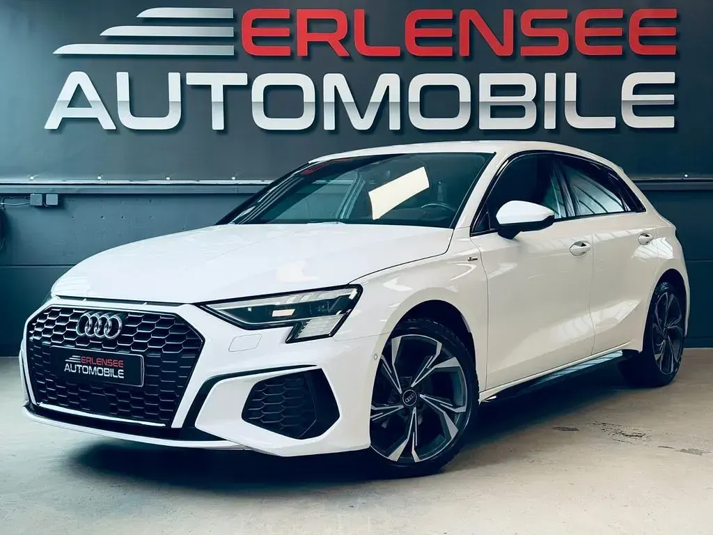 Gebraucht Audi A3 S-Line 150 PS (110 kW) 2022 Weiß Limousine