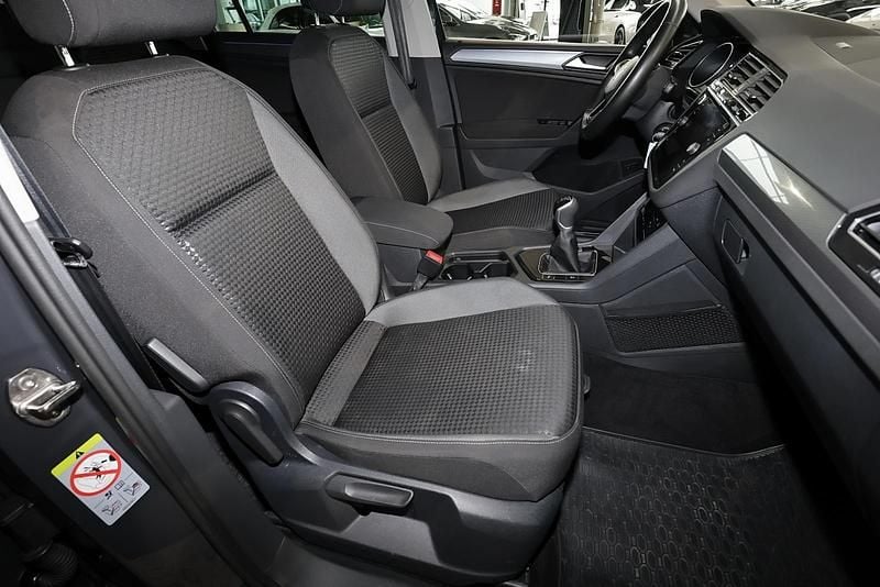 Gebraucht VW Tiguan Active 150 PS (110 kW) 2022 Uranograu SUV