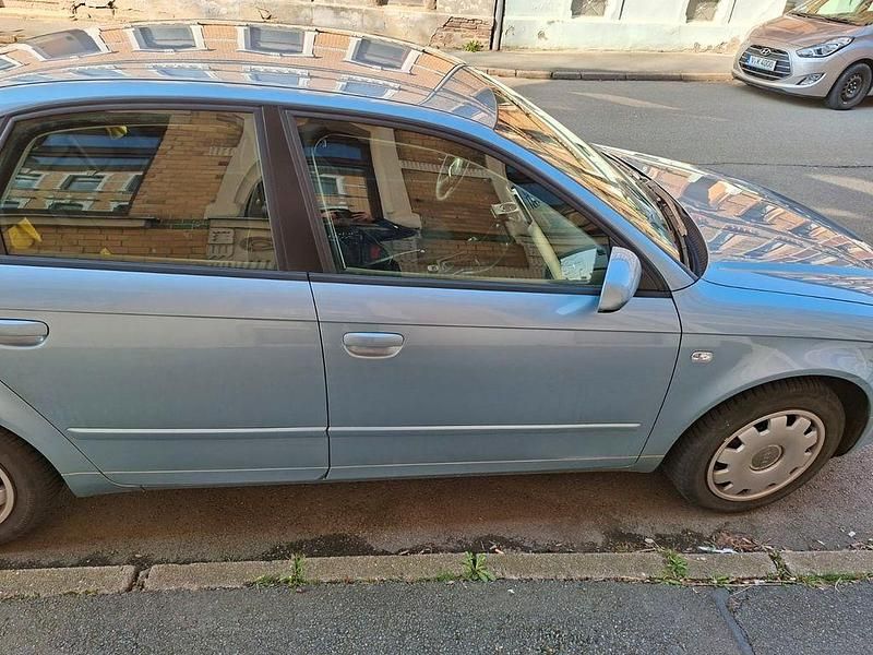 Gebraucht Audi A4 102 PS (75 kW) 2007 Limousine