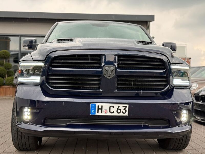 Gebraucht Dodge Ram 401 PS (294 kW) 2014 Blau Pickup