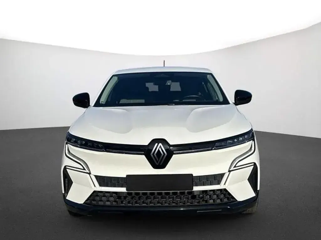 Usado Renault Mégane Evolution 160 kW (218 HP) 2022 Branco Sedan