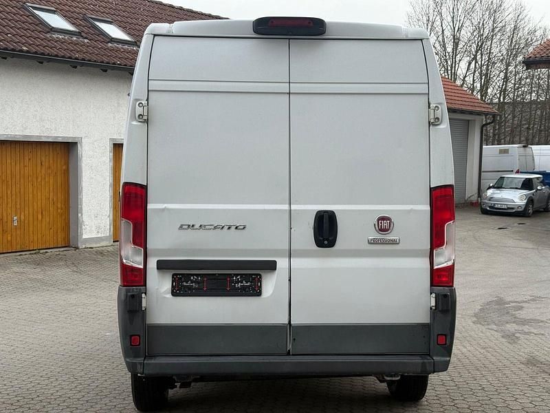 Gebraucht Fiat Ducato 131 PS (96 kW) 2015 Weiß Van