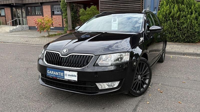 Schwarz Gebraucht 2016 Skoda Octavia Style Kombi | 9.990 € (Superpreis) - Bild 1/4