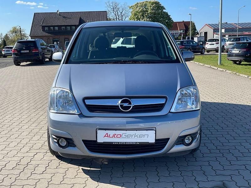 Usata Opel Meriva Edition 105 CV (77 kW) 2006 Argento Monovolume