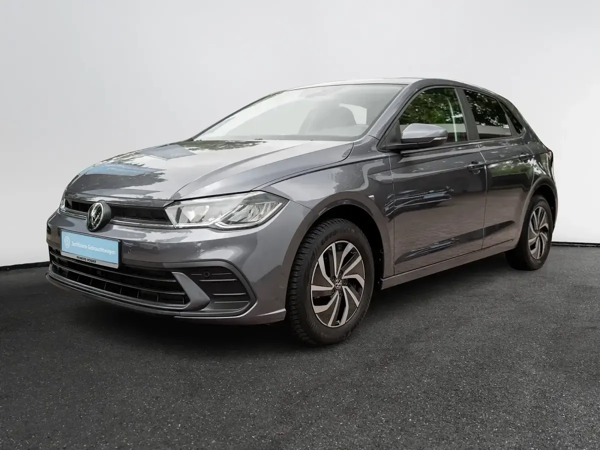 Gebraucht VW Polo 80 PS (58 kW) 2022 Grau Kleinwagen