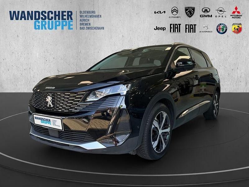 Schwarzschwarz Gebraucht 2021 Peugeot 5008 Allure Van / Kleinbus | 24.990 € (Fairer Preis) - Bild 1/4
