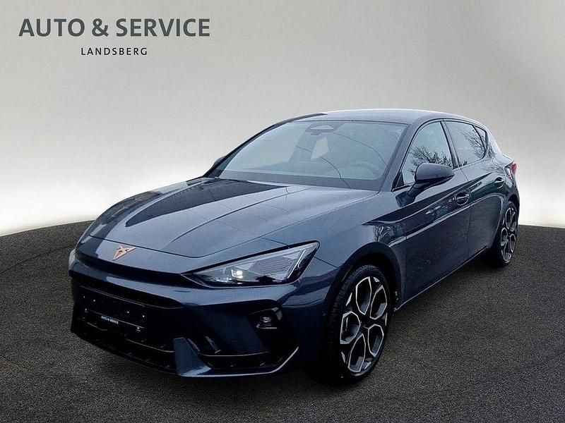 Neu Cupra Leon 150 PS (110 kW) 2026 Grau Limousine