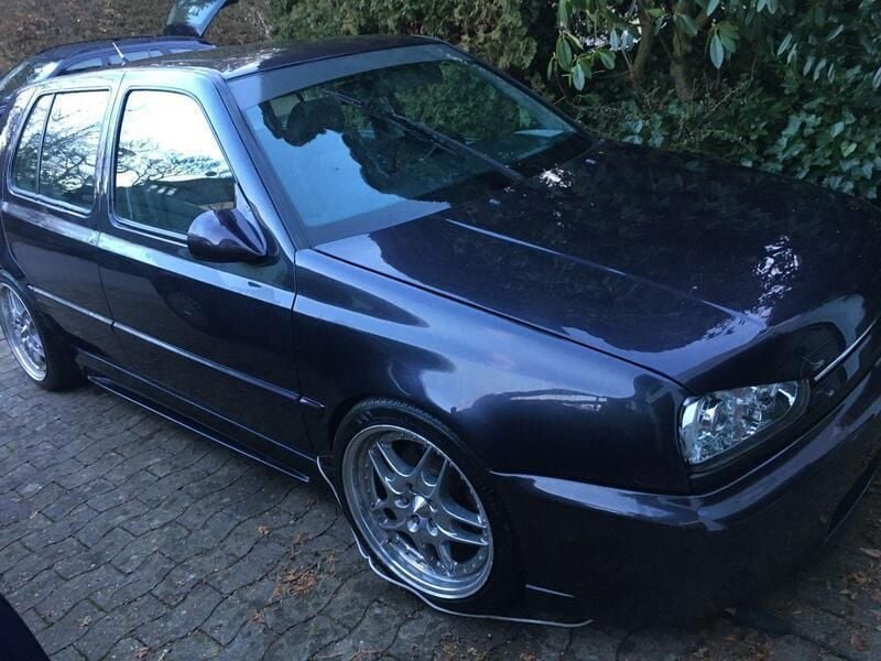 Braun Gebraucht 1992 VW Golf III GTI Limousine | 5.899 € - Bild 1/4