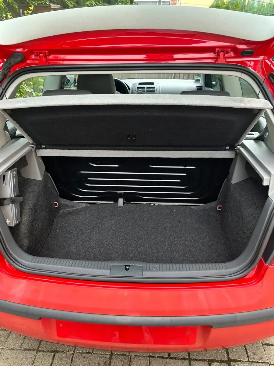 Gebraucht VW Polo 54 PS (39 kW) 2002 Rot Kleinwagen