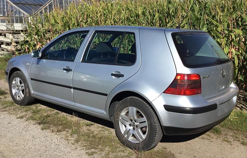 Gebraucht VW Golf IV 75 PS (55 kW) 2002 Silber Limousine