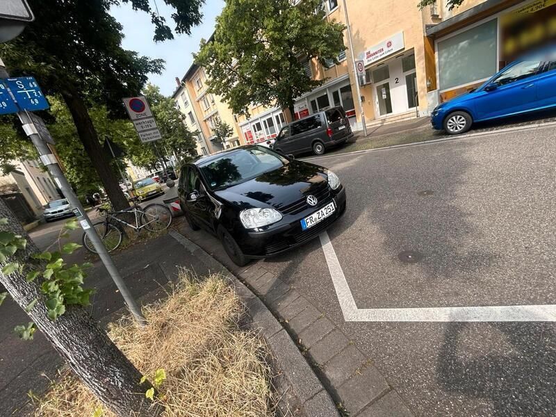 Schwarz Gebraucht 2007 VW Golf V Kleinwagen | 2.200 € (Fairer Preis) - Bild 1/4