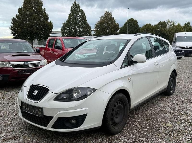 Weiß Gebraucht 2009 Seat Altea XL Reference Van / Kleinbus | 1.700 € (Superpreis) - Bild 1/4
