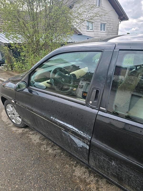 Gebraucht Lancia Ypsilon 60 PS (44 kW) 2002 Schwarz Kleinwagen