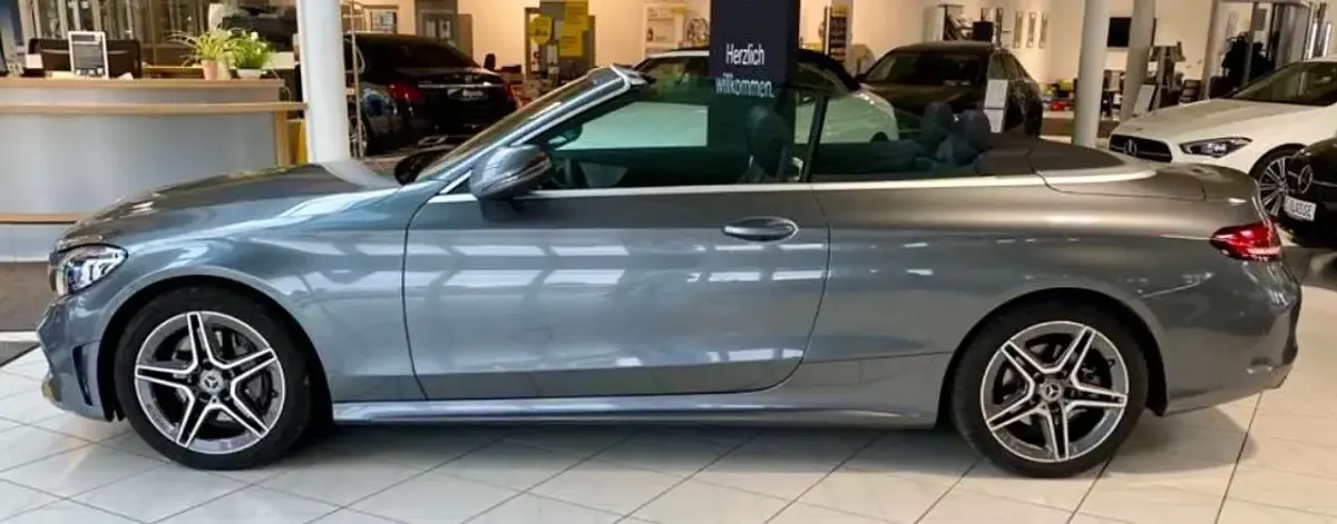 Gebraucht Mercedes C200 AMG line 184 PS (135 kW) 2019 Grau Cabrio