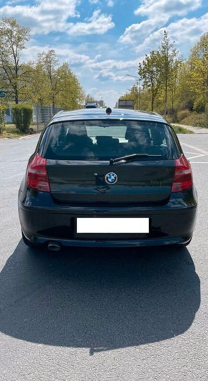 Second-hand BMW 116 116 CP (85 kW) 2011 Negru Hatchback