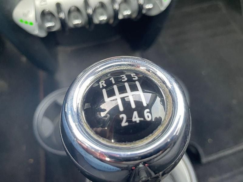 Gebraucht Mini ONE 98 PS (72 kW) 2010 Rot Kleinwagen