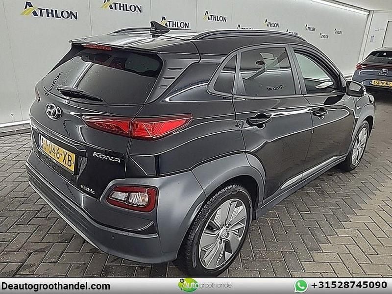 Gebraucht Hyundai Kona Premium 150 kW (204 PS) 2020 Schwarz SUV