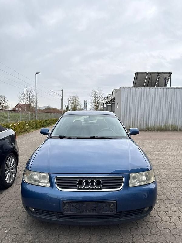 Gebraucht Audi A3 102 PS (75 kW) 2001 Blau Kleinwagen