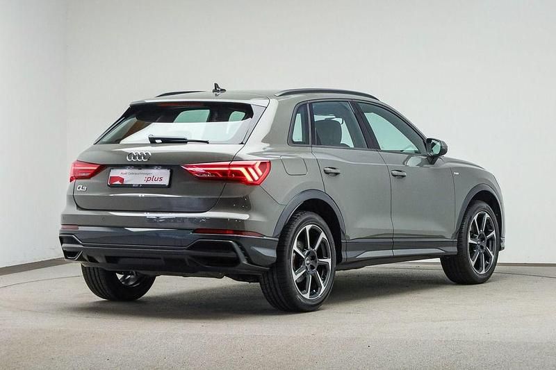 Gebraucht Audi Q3 S-Line 150 PS (110 kW) 2020 Z7 chronosgrau metallic (metallic) SUV