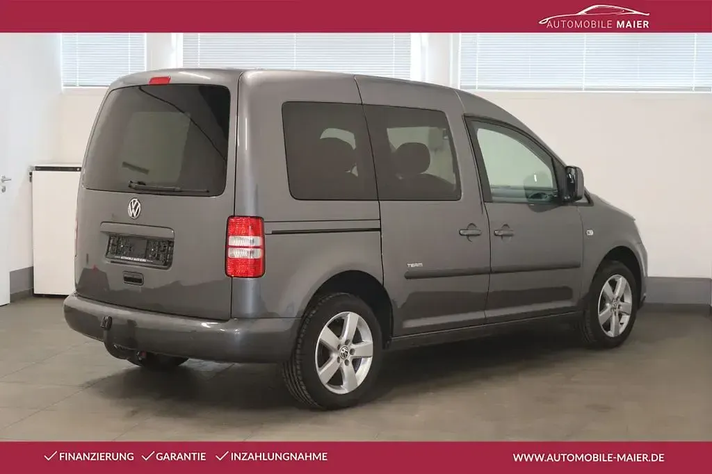 Gebraucht VW Caddy Team 102 PS (75 kW) 2015 Natural grey metallic Van / Kleinbus