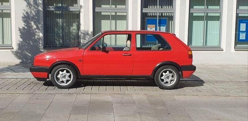 Gebraucht VW Golf II GTI 111 PS (81 kW) 1987 Rot Kleinwagen