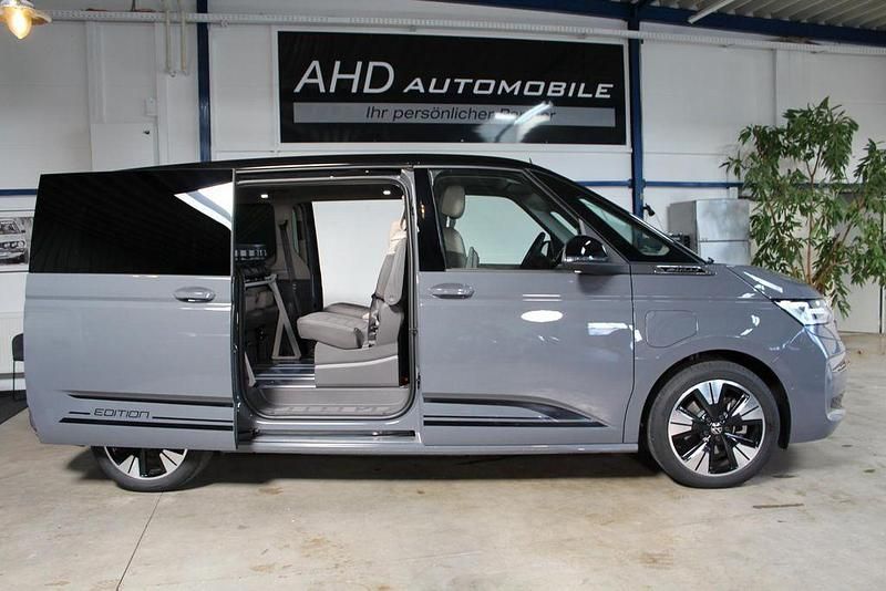 Neu VW Multivan Edition 245 PS (180 kW) 2025 Pure grey uni/deep black... Van