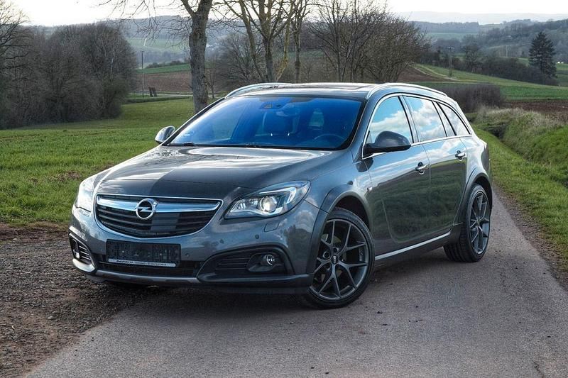 Gebraucht Opel Insignia 170 PS (125 kW) 2016 Grau Kombi