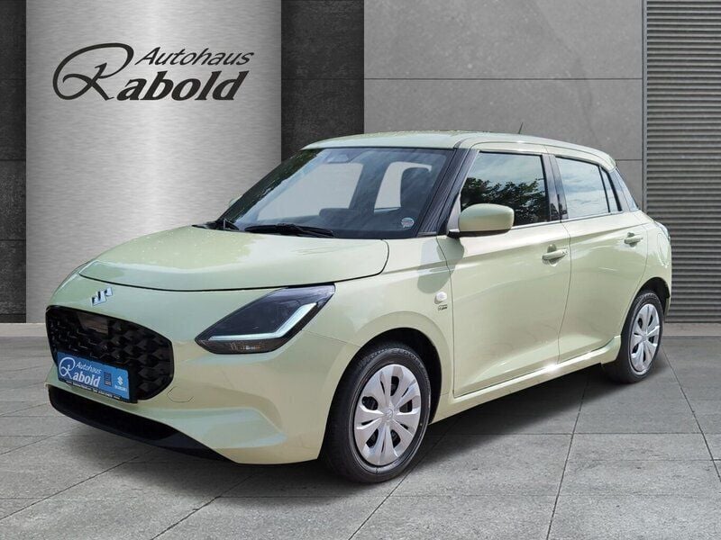 Cool yellow metallic (gelb) Gebraucht 2024 Suzuki Swift Comfort Kleinwagen | 19.790 € (Fairer Preis) - Bild 1/4