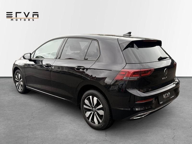 Gebraucht VW Golf VIII Move 110 PS (80 kW) 2023 Deep black Limousine