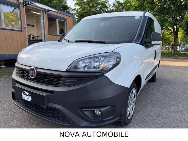 Weiß Gebraucht 2019 Fiat Doblò Van / Kleinbus | 6.890 € (Guter Preis) - Bild 1/4