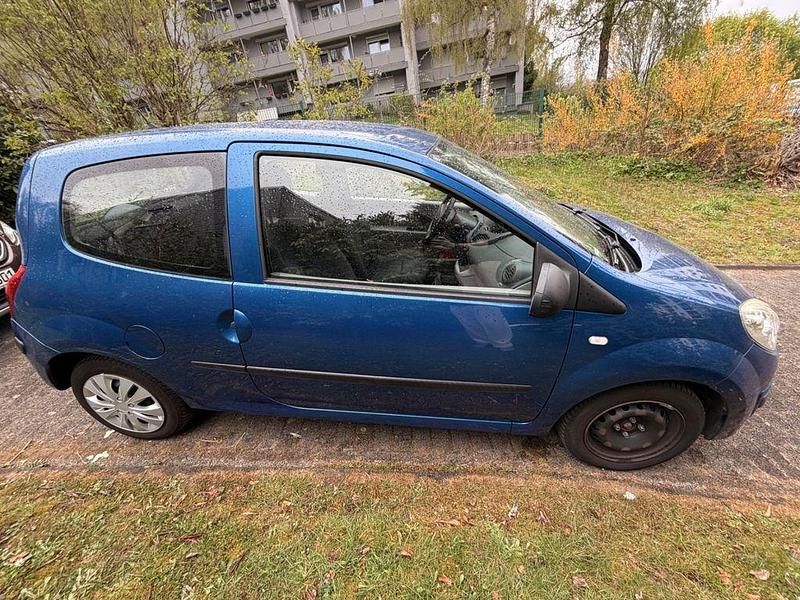 Second-hand Renault Twingo 58 CP (42 kW) 2009 Albastru Hatchback